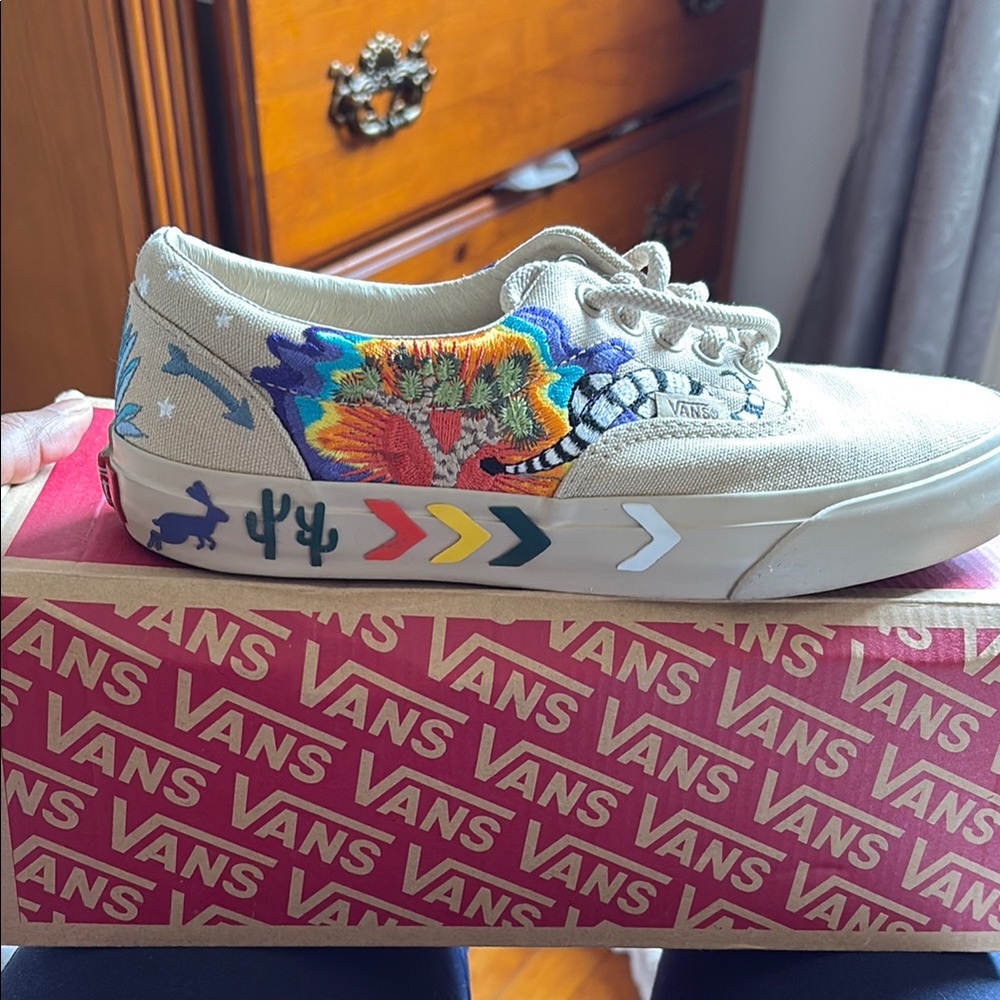 Vans Beige Canvas Sneakers with Colorful Embroidery